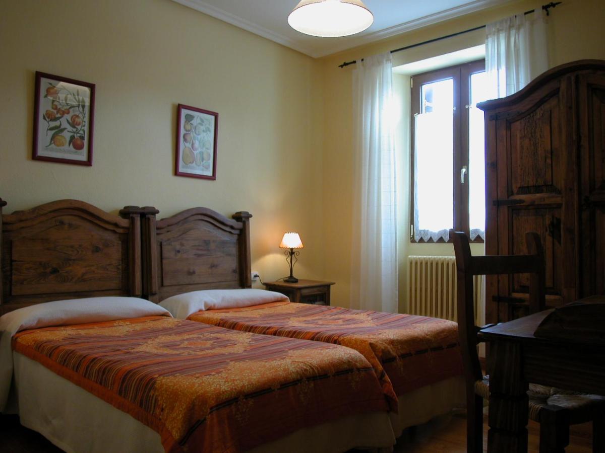 Hostal Casa Sario Jaurrieta Εξωτερικό φωτογραφία