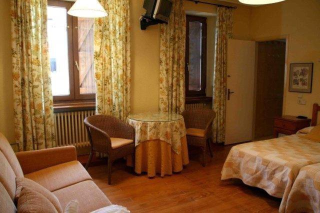 Hostal Casa Sario Jaurrieta Δωμάτιο φωτογραφία