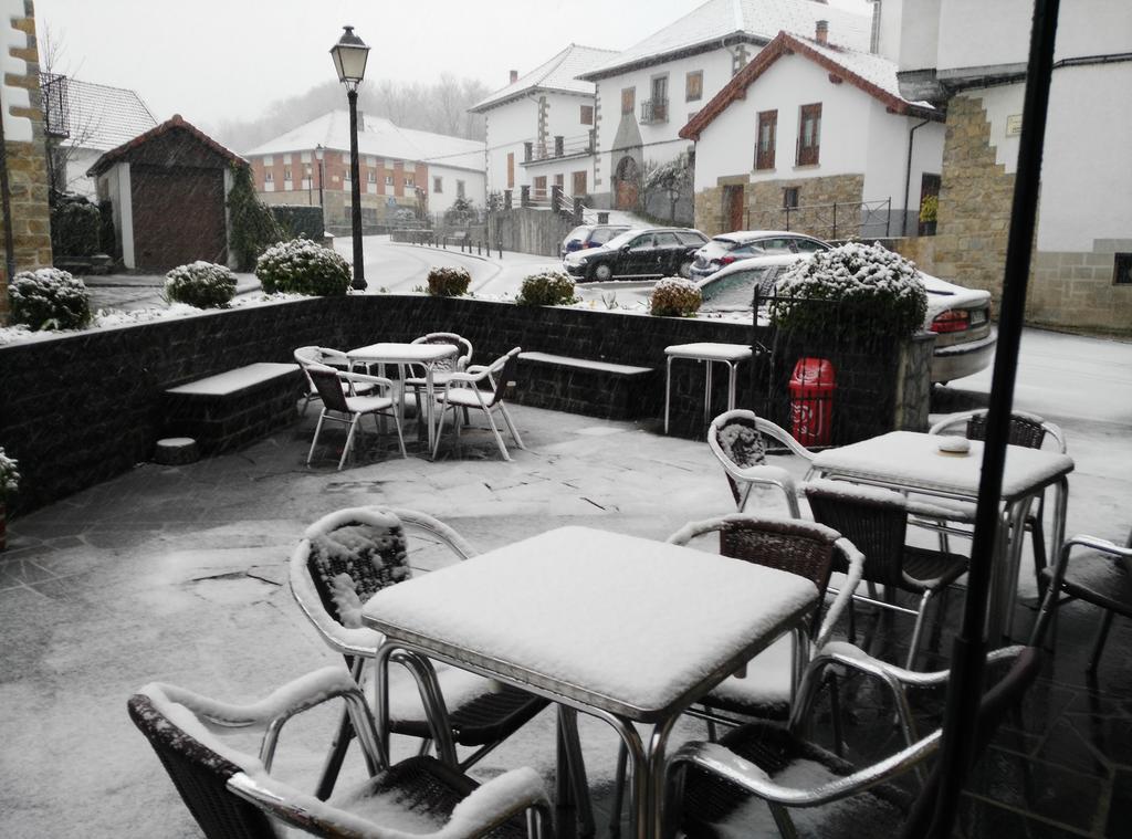 Hostal Casa Sario Jaurrieta Εξωτερικό φωτογραφία